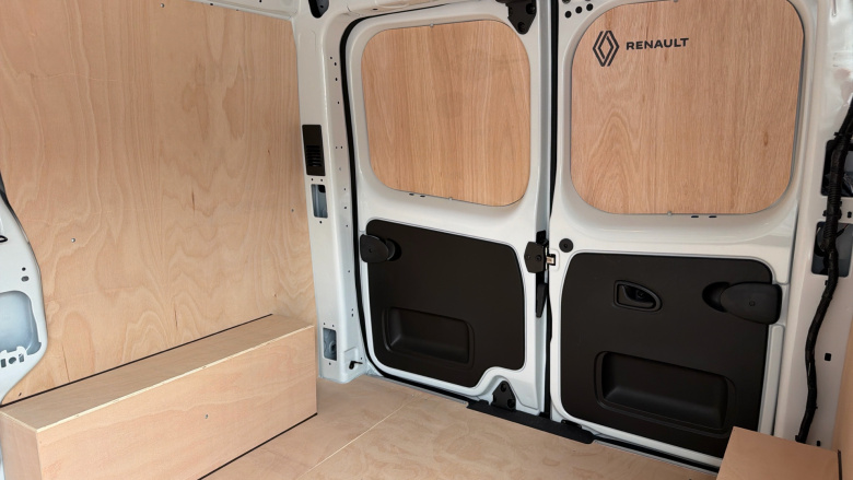 Renault Trafic Swb Diesel SL30 Blue dCi 130 Advance [Safety] Van